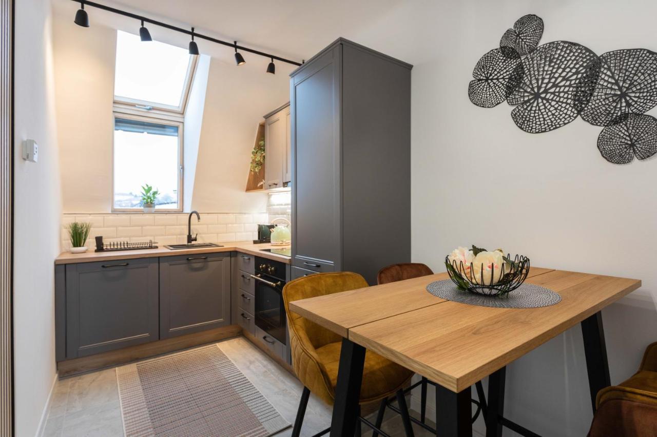 Design 1Bdr Loft Near Kvaternik Square Apartment Zagreb Bagian luar foto